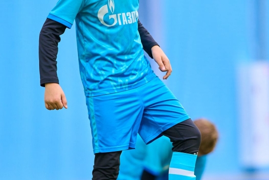   Поздравляем нашего юного чемпиона!!!      Герасимов Эмануиль Валерьевич – ученик 5 «Б» класса КГУ «Кирилловская средняя школа», талантливый и целеустремлённый спортсмен, который уже сегодня уверенно строит свою футбольную историю.