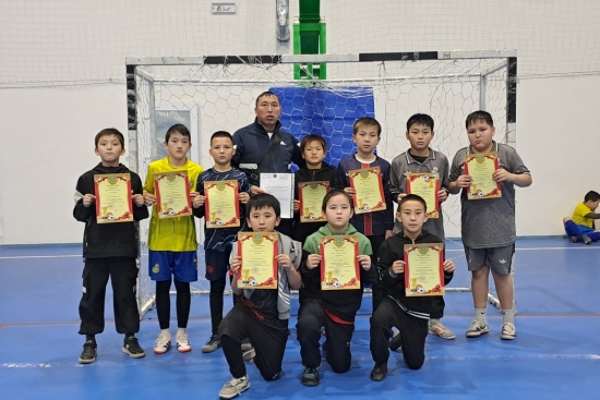    12 декабря 2025 года в селе Саумалколь в честь Дня Независимости Республики Казахстан прошёл открытый районный турнир по футзалу среди мальчиков 2014 года рождения и младше.