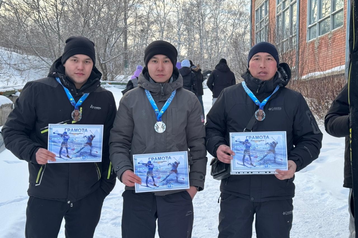 20 января 2026 года наши коллеги приняли участие в чемпионате по зимнему президентскому многоборью в рамках зимнего спортивного праздника «Север – 2026».